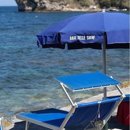 Ξενοδοχείο Baia Delle Sirene 3*